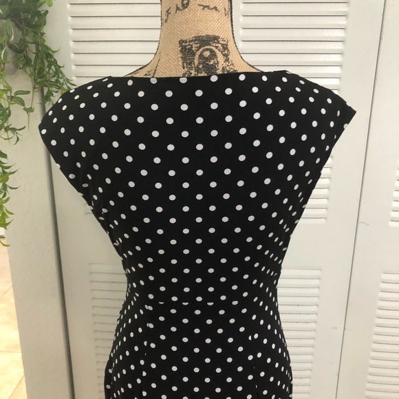 Women dress - Picture 4 of 13